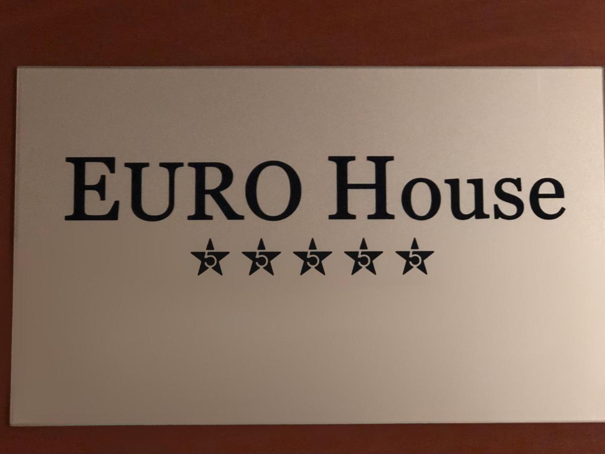 Euro House Hostel Modena Kültér fotó